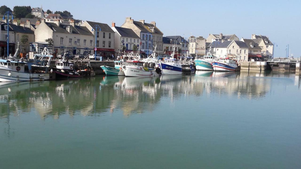 La Maison Du Postier Port-en-Bessin-Huppain Exterior foto