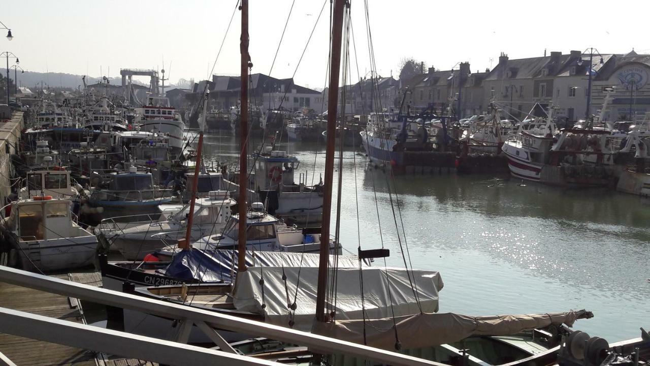 La Maison Du Postier Port-en-Bessin-Huppain Exterior foto